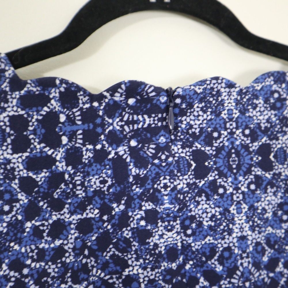 NWT Lysse Size XL Blue Kaleidoscope Print Scallop Neck Shift Dress - Picture 11 of 12